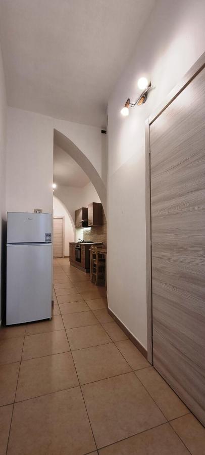 Appartamento Indipendente Carlo Cagliari Exteriör bild