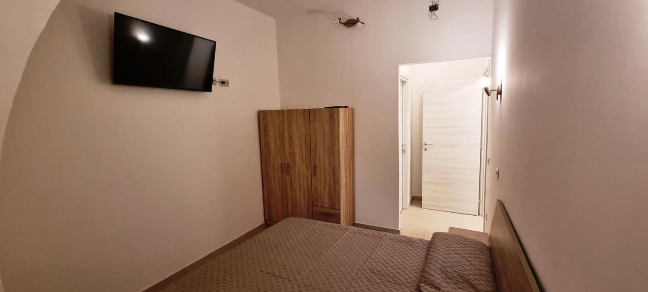 Appartamento Indipendente Carlo Cagliari Exteriör bild